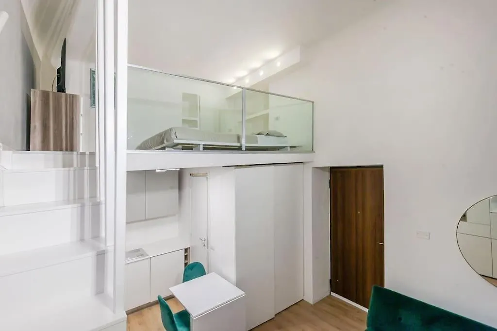 アパート Elegante Pied-A-Terre Stile & Comodita A Milano イタリア