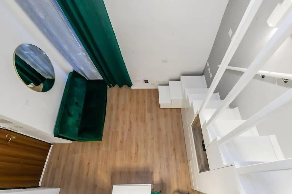 Elegante Pied-A-Terre Stile & Comodita A Milano ミラノ